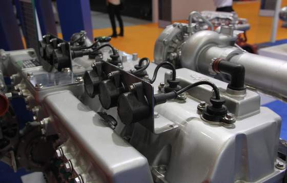 Euro 2 240hp Truck Diesel Engine 6 Cylinders 8.424L Displacement