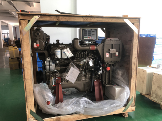 865HP 1350RPM Marine Diesel Engine Yuchai Water Cooling System