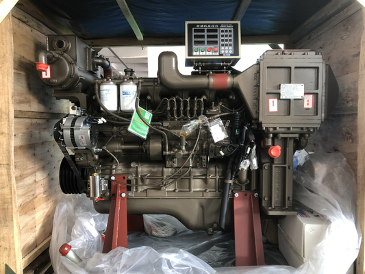 865HP 1350RPM Marine Diesel Engine Yuchai Water Cooling System